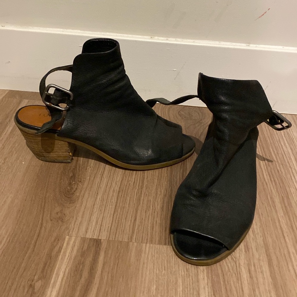 Luckbrand wedges